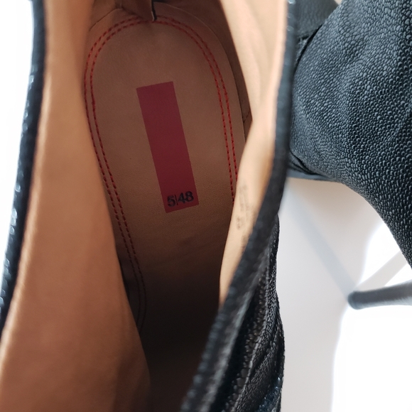 5/48 Saks Street Black Ankle Booties - Picture 7 of 8